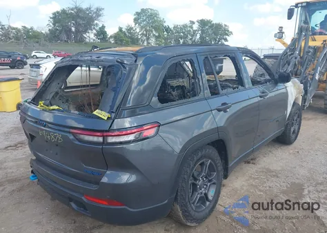 2024 Jeep Grand Cherokee 4Xe Trailhawk Carb State Pkg из США, поврежденный, VIN 1C4RJYC63R8532442